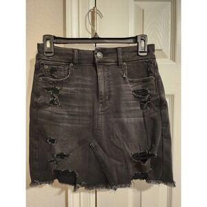 American Eagle Black Distressed Denim Mini Skirt High Waisted Frayed Hem Size 2